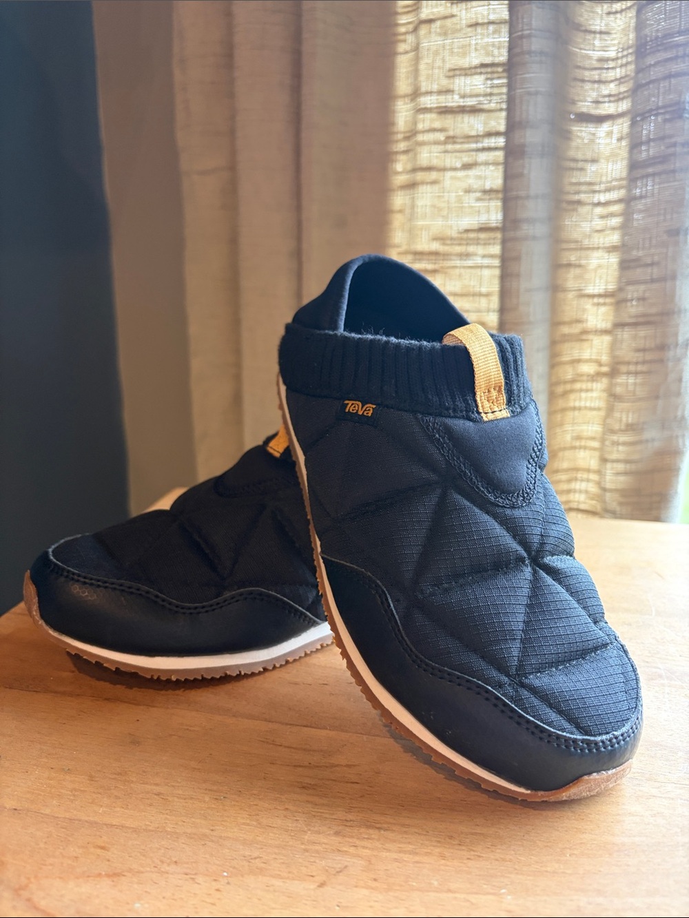 Teva Women’s Reember in Black/Birch Size 7